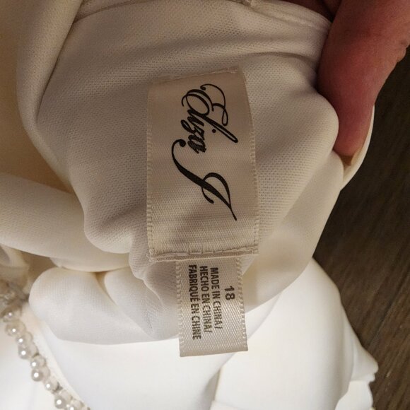 Eliza J pearly bead sleeveless sheath dress NWT Ivory Size 18 - Picture 10 of 13